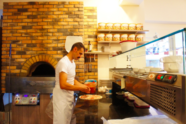 【餐廳約會指南】用美味義式料理擄獲她的芳心吧！